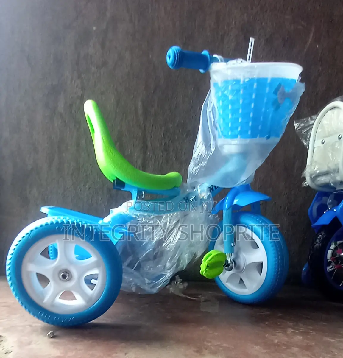 Kids/Children Tricycle (Age 1-4)