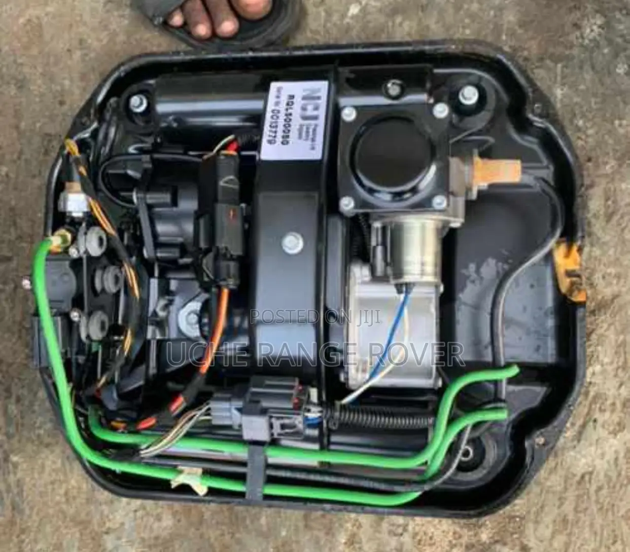 Range Rover Lifting Pump