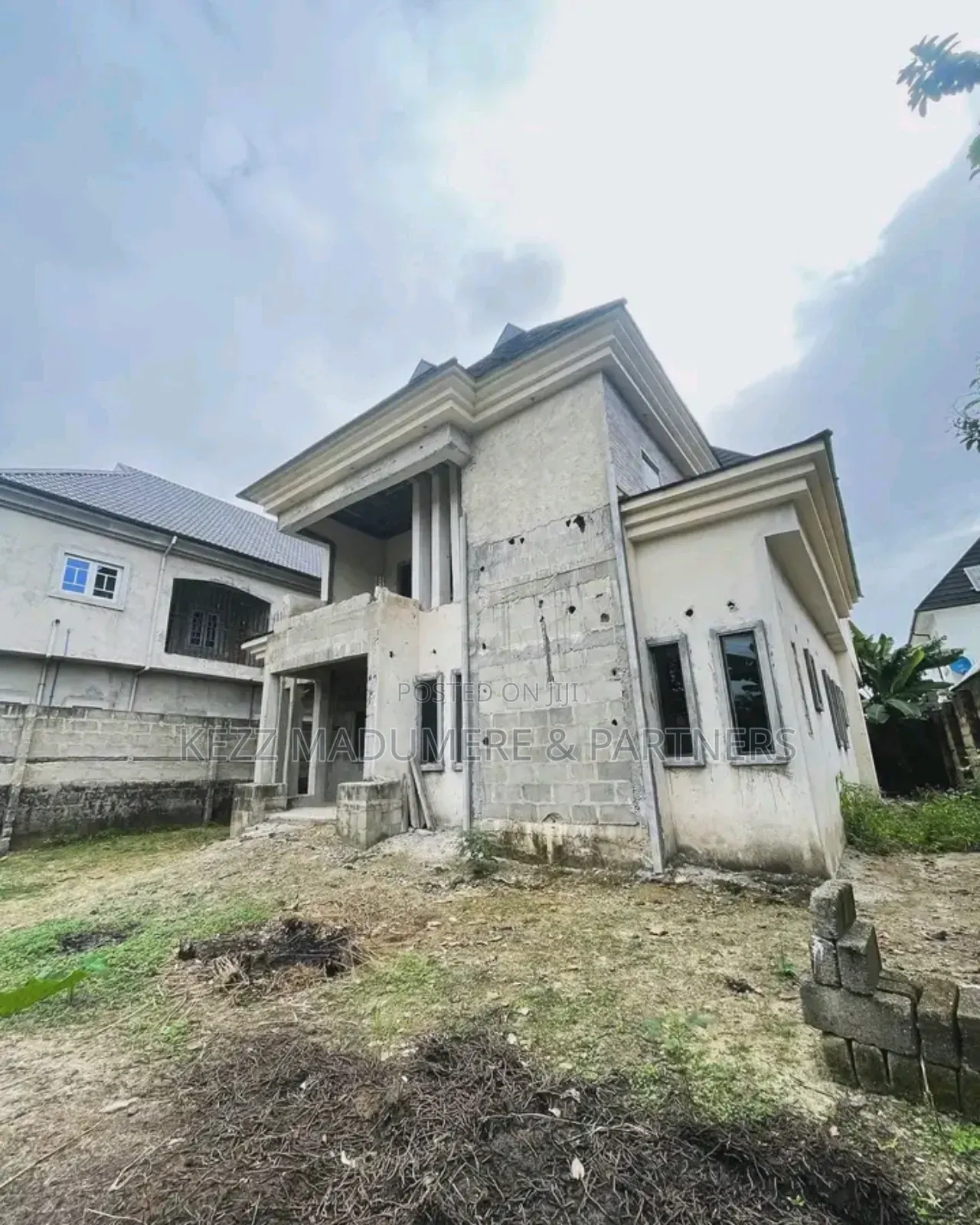 5bdrm Duplex in At Cornerstone, for sale