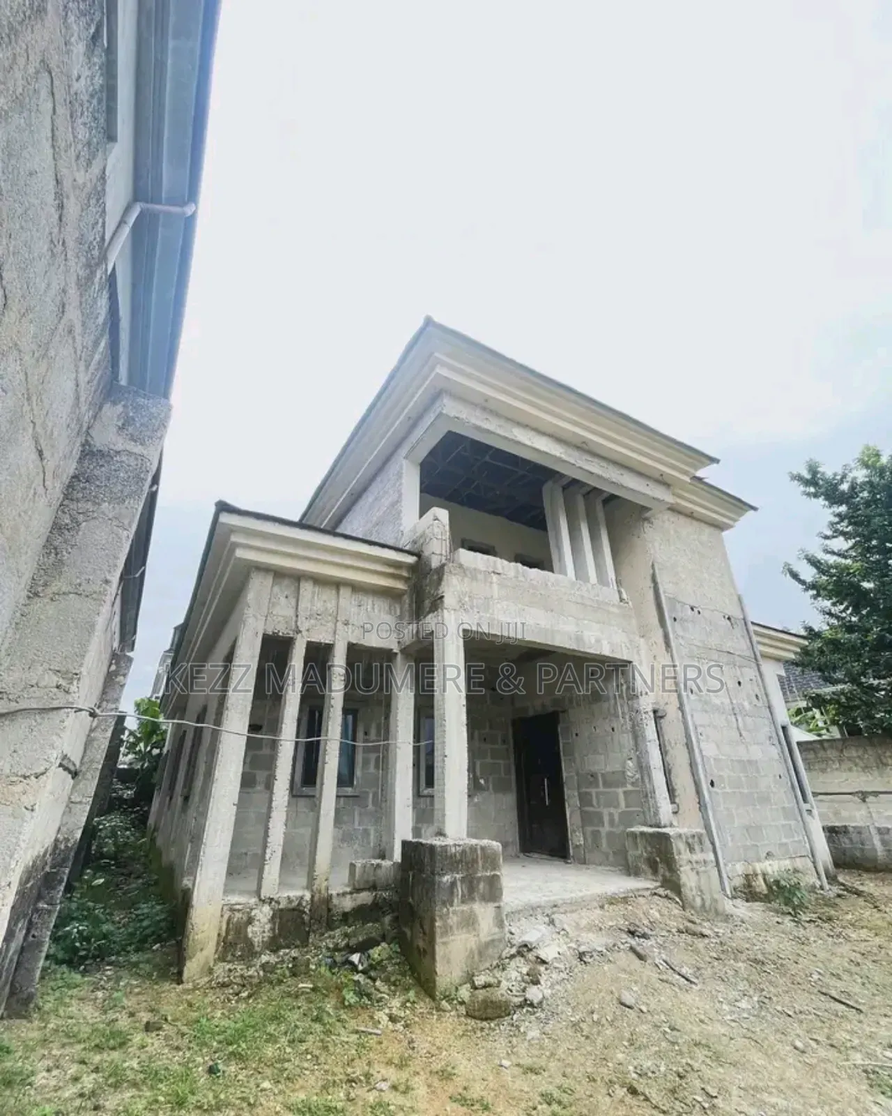 5bdrm Duplex in At Cornerstone, for sale