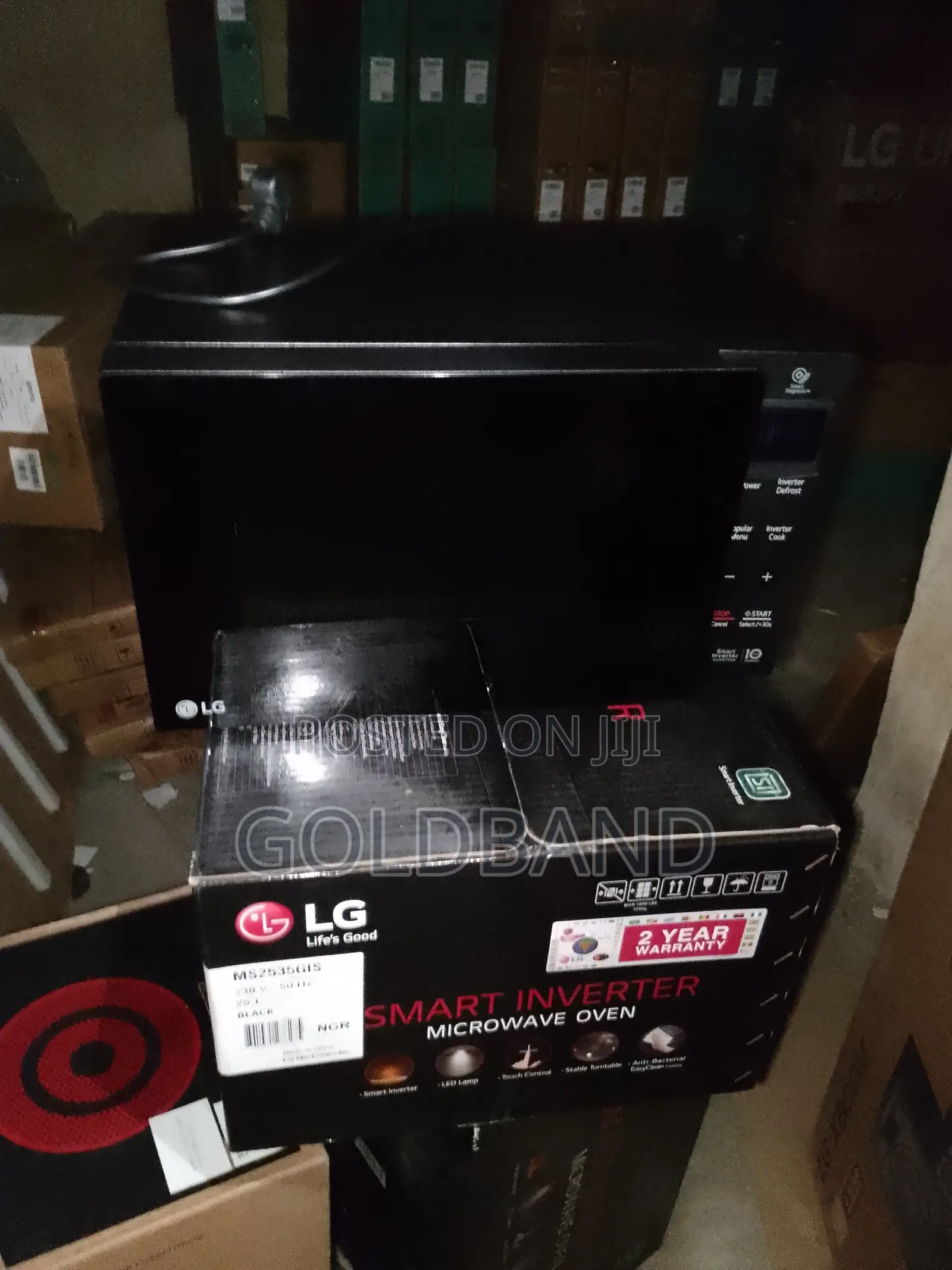 An Efficient "Mwo2535gis" 25L LG Inverter Microwave