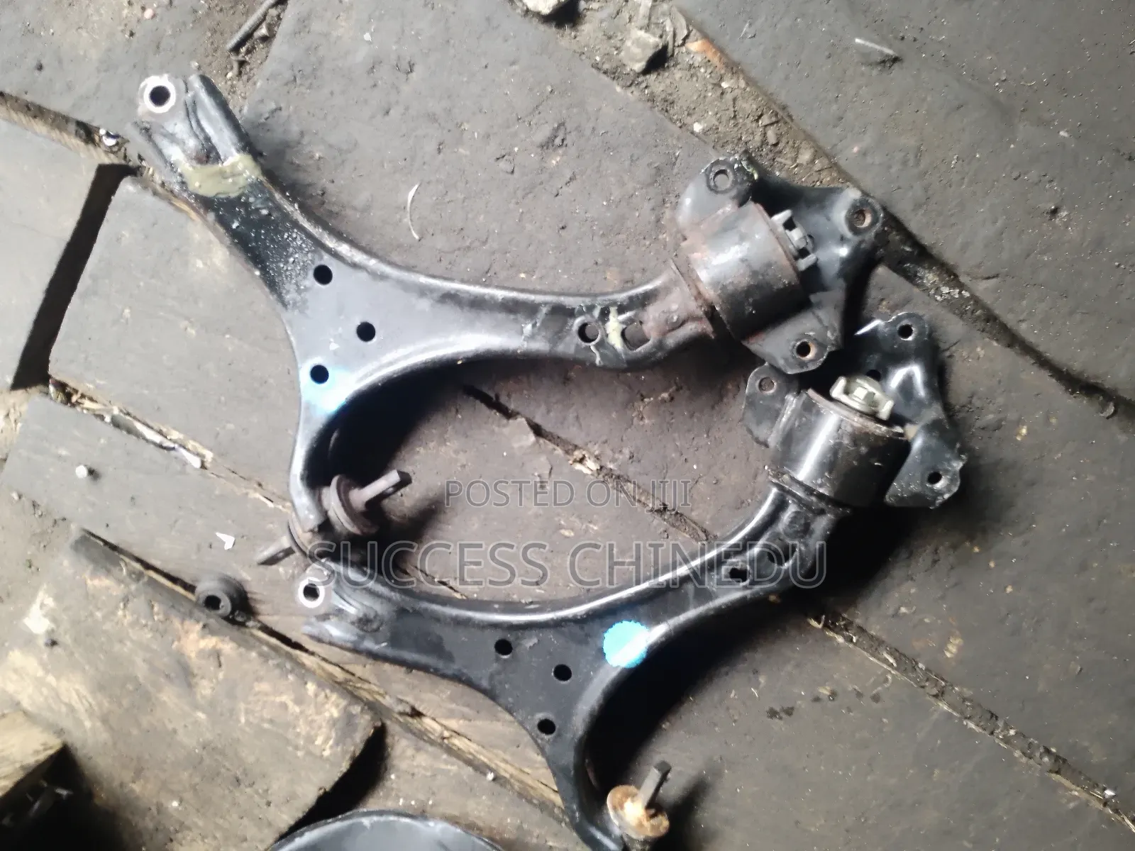 Tokunbo Front Lower Arm for Honda Accord 2015