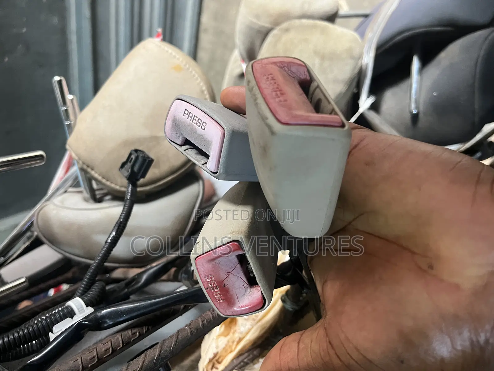 All Kinds of Toyota Seatbelts Buckle Is Available
