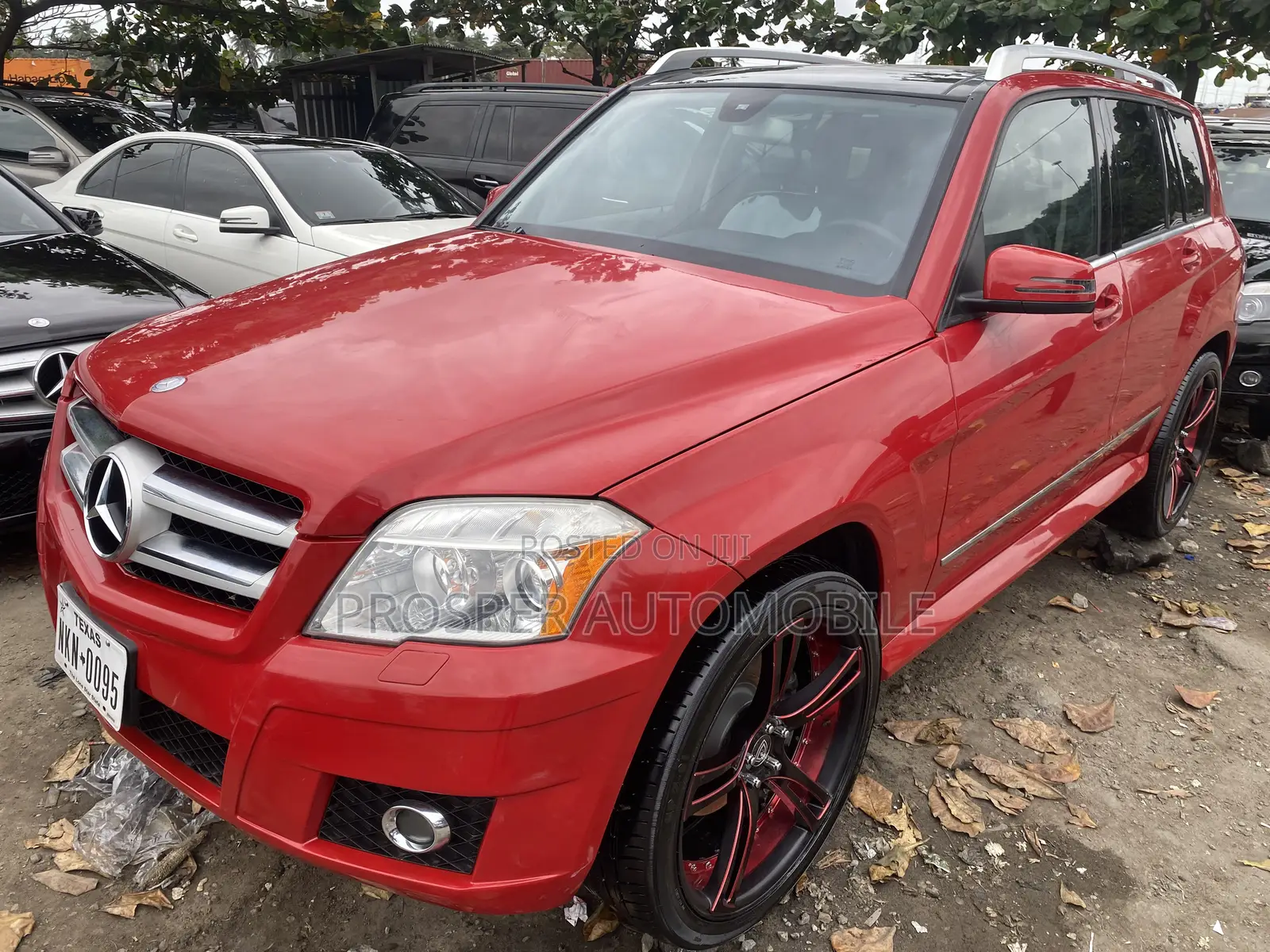 Mercedes-Benz GLK-Class 350 4MATIC 2010 Red
