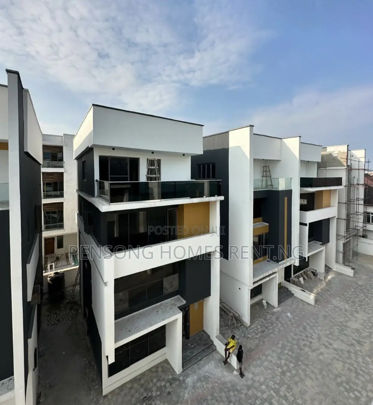4bdrm Duplex in Chevy View Estate, Chevron for rent