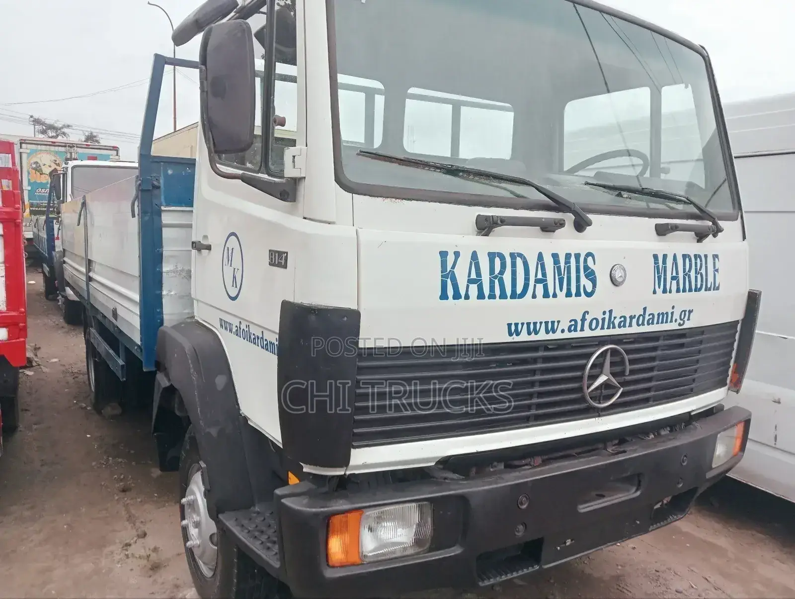 Mercedes Benz 814 Mini Truck 2002