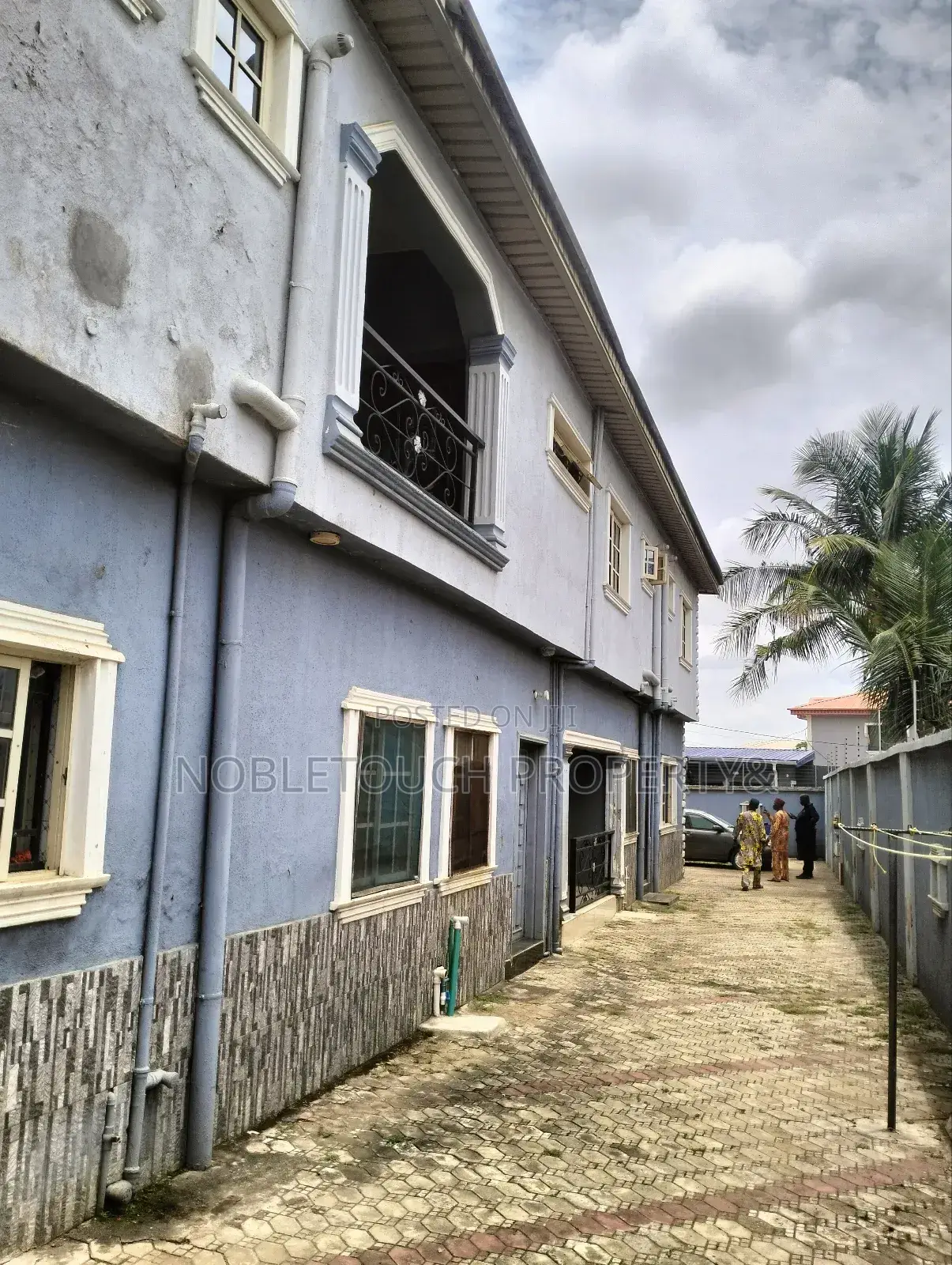 3bdrm Block of Flats in Off Idimu Ejigbo for sale