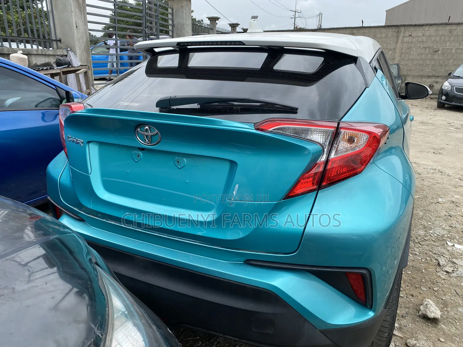 Toyota C-HR XLE Prermium FWD (2.0L 4cyl 2AM) 2018 Teal