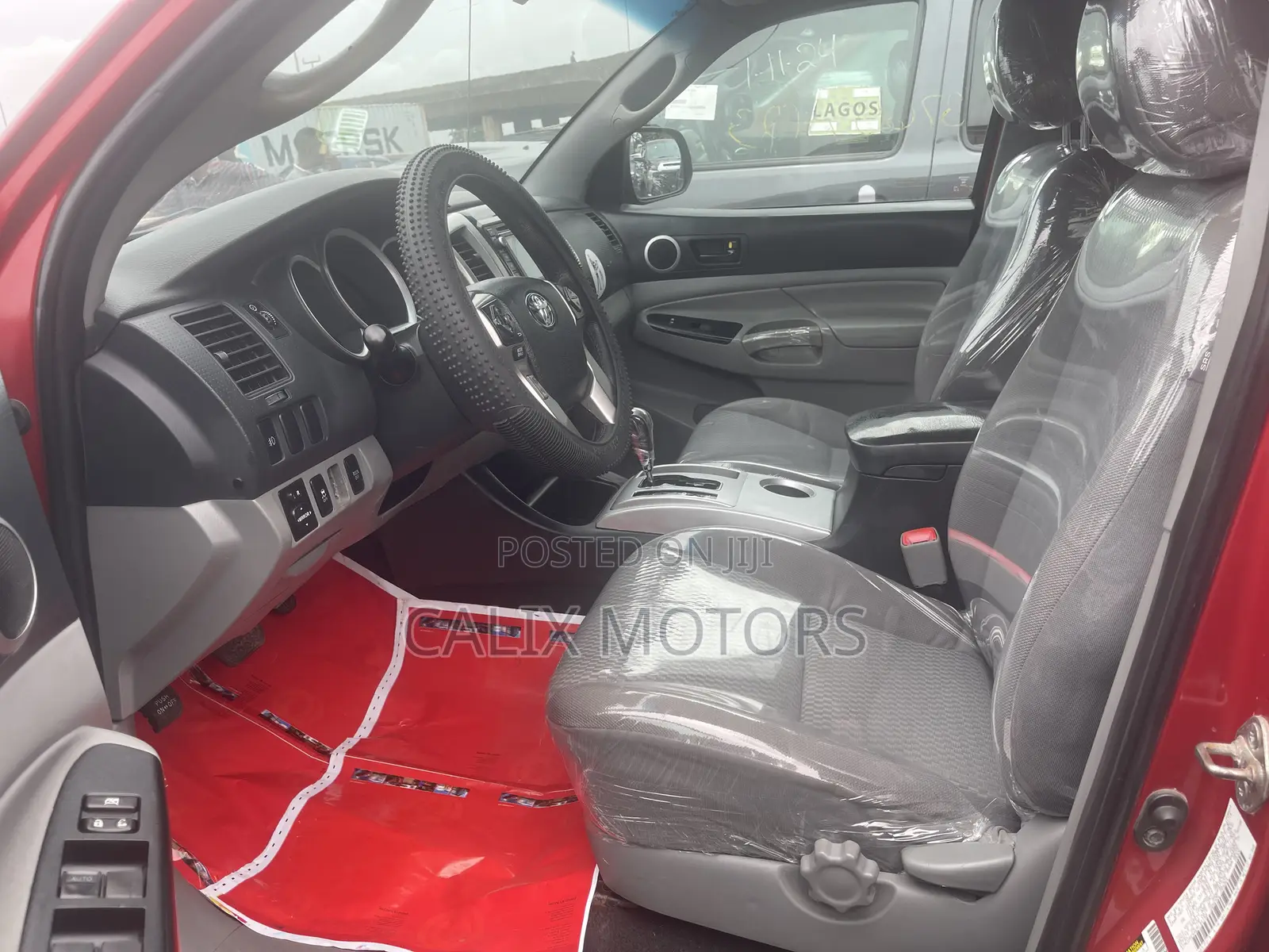 Toyota Tacoma 2014 Red