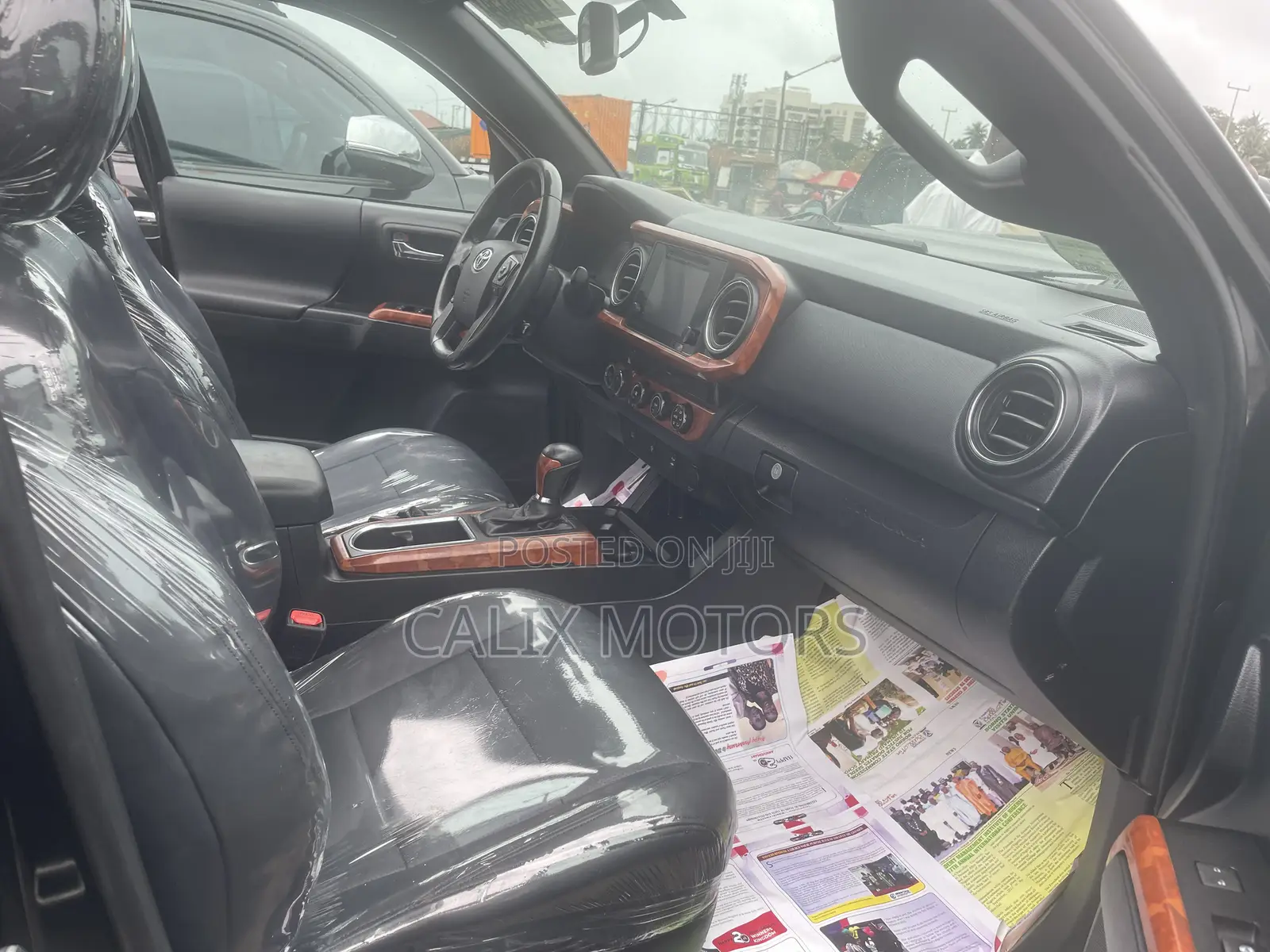 Toyota Tacoma 2018 Black