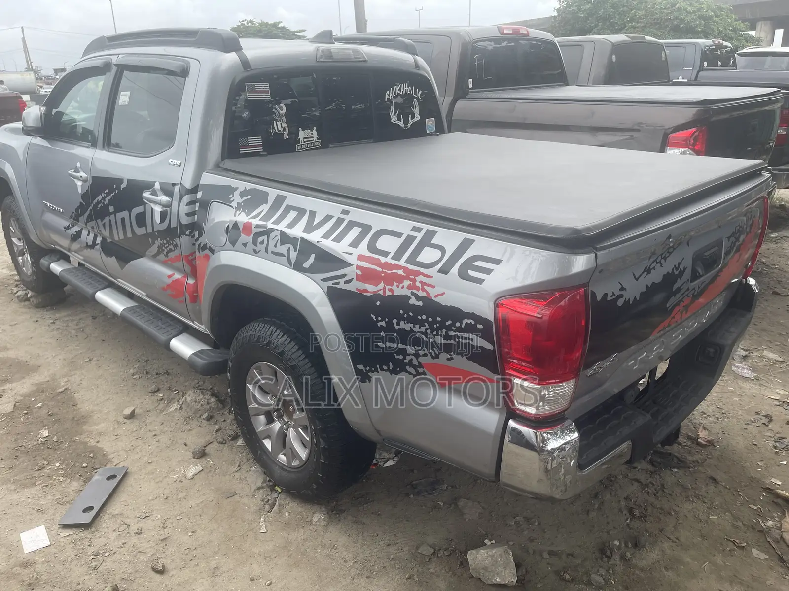 Toyota Tacoma 2018 Gray