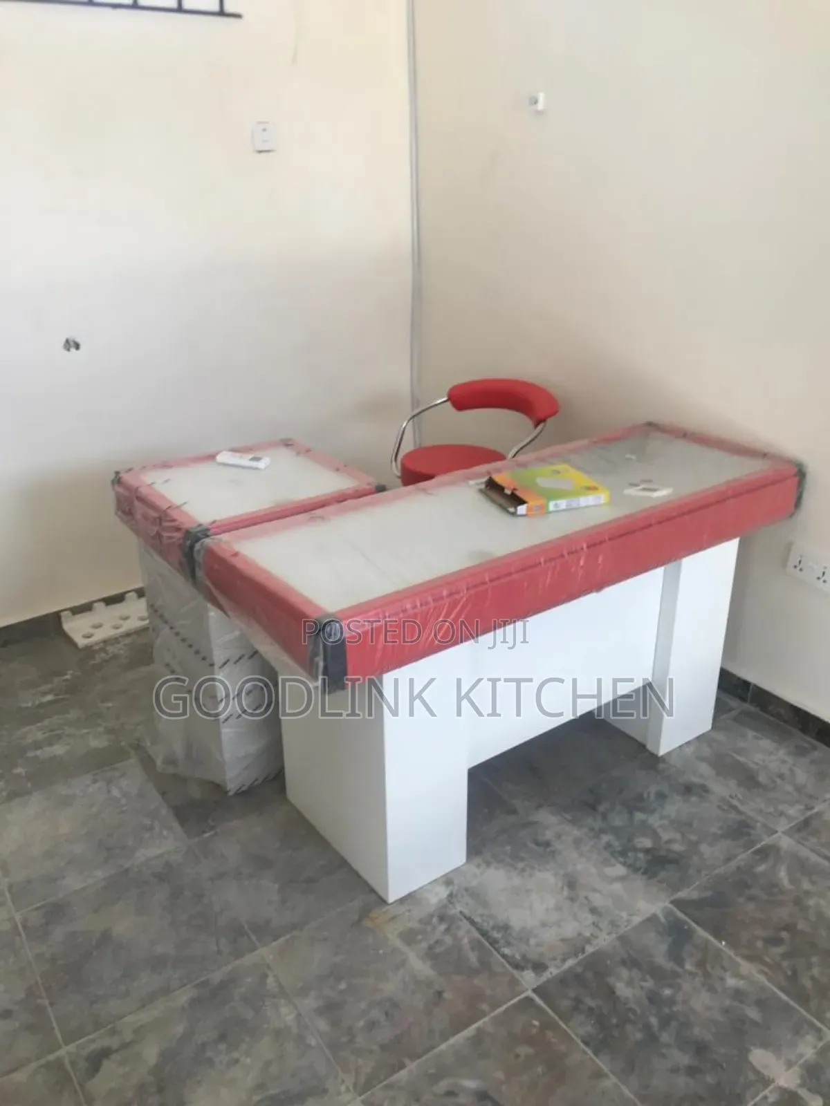 Checkout Counter Table