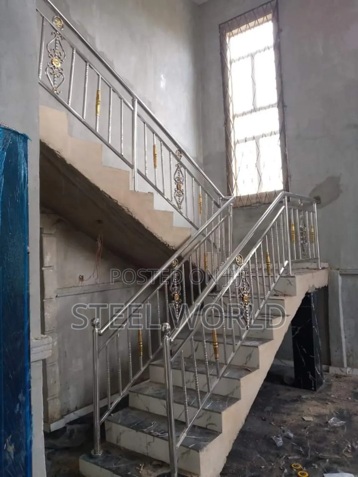 Blissful Flower Cumbi Balustrade