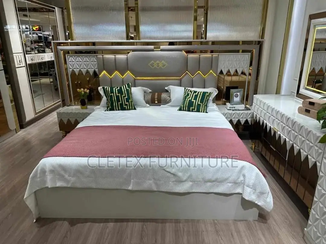 Imported Quality 6 by 7 Bed With Wardrobe