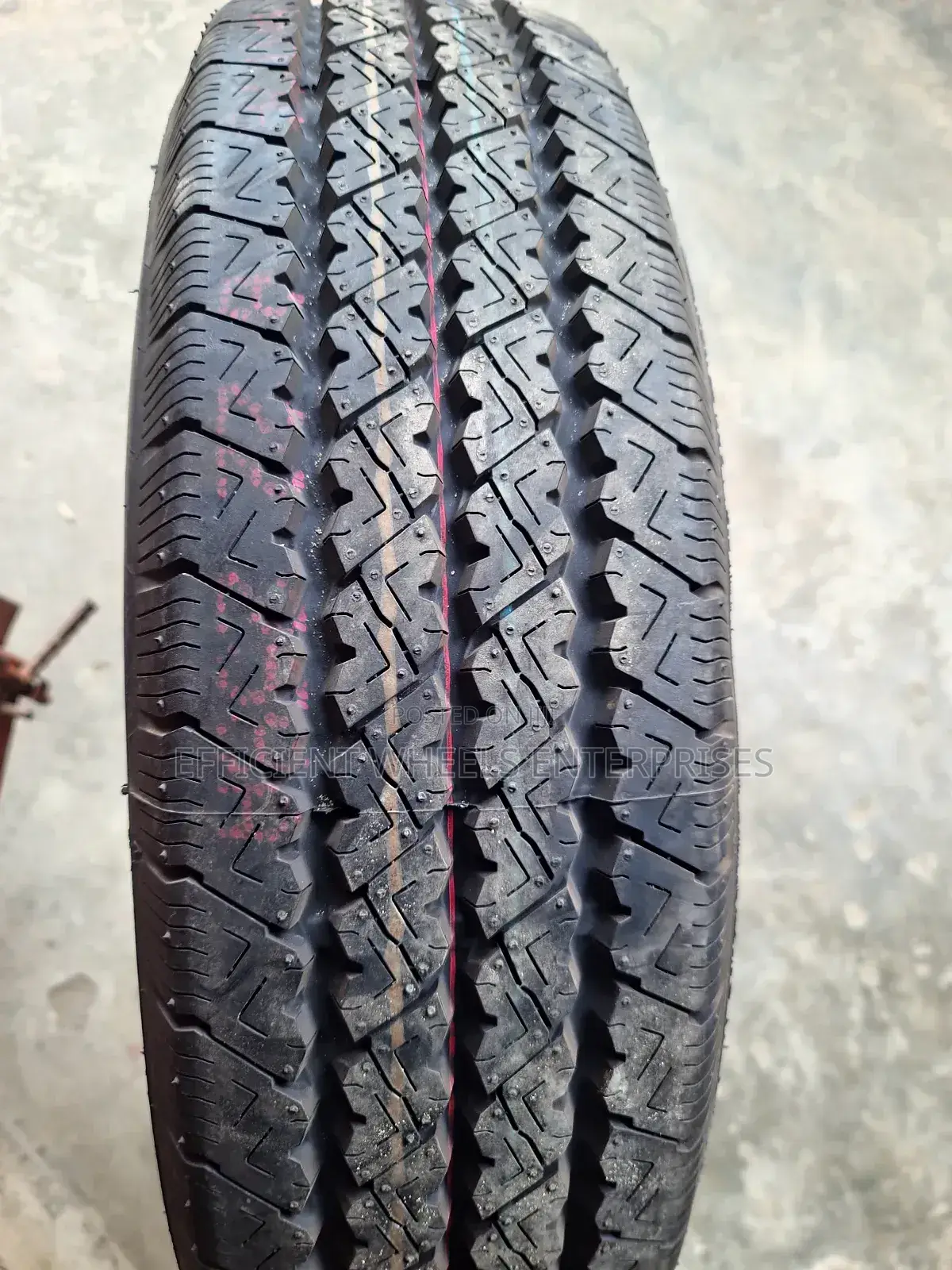 215/70r17.5 Bridgestone