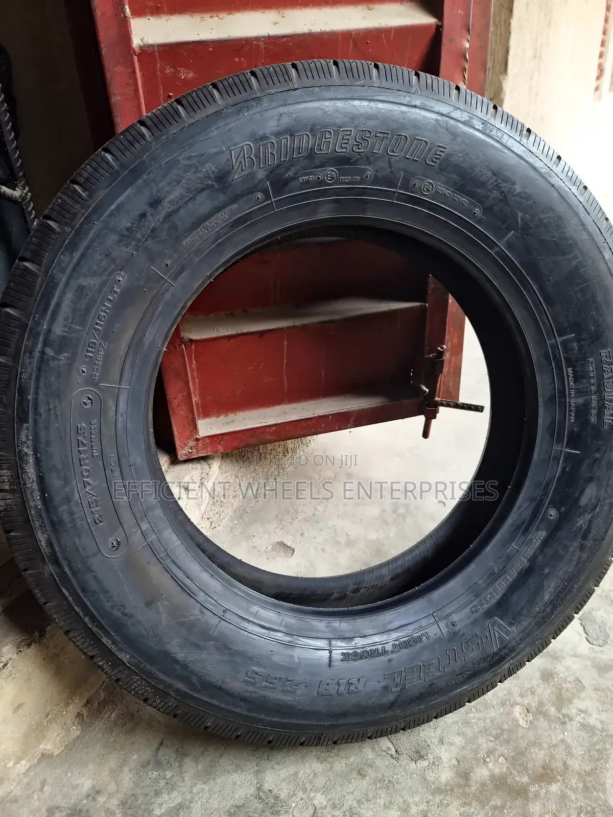 215/70r17.5 Bridgestone
