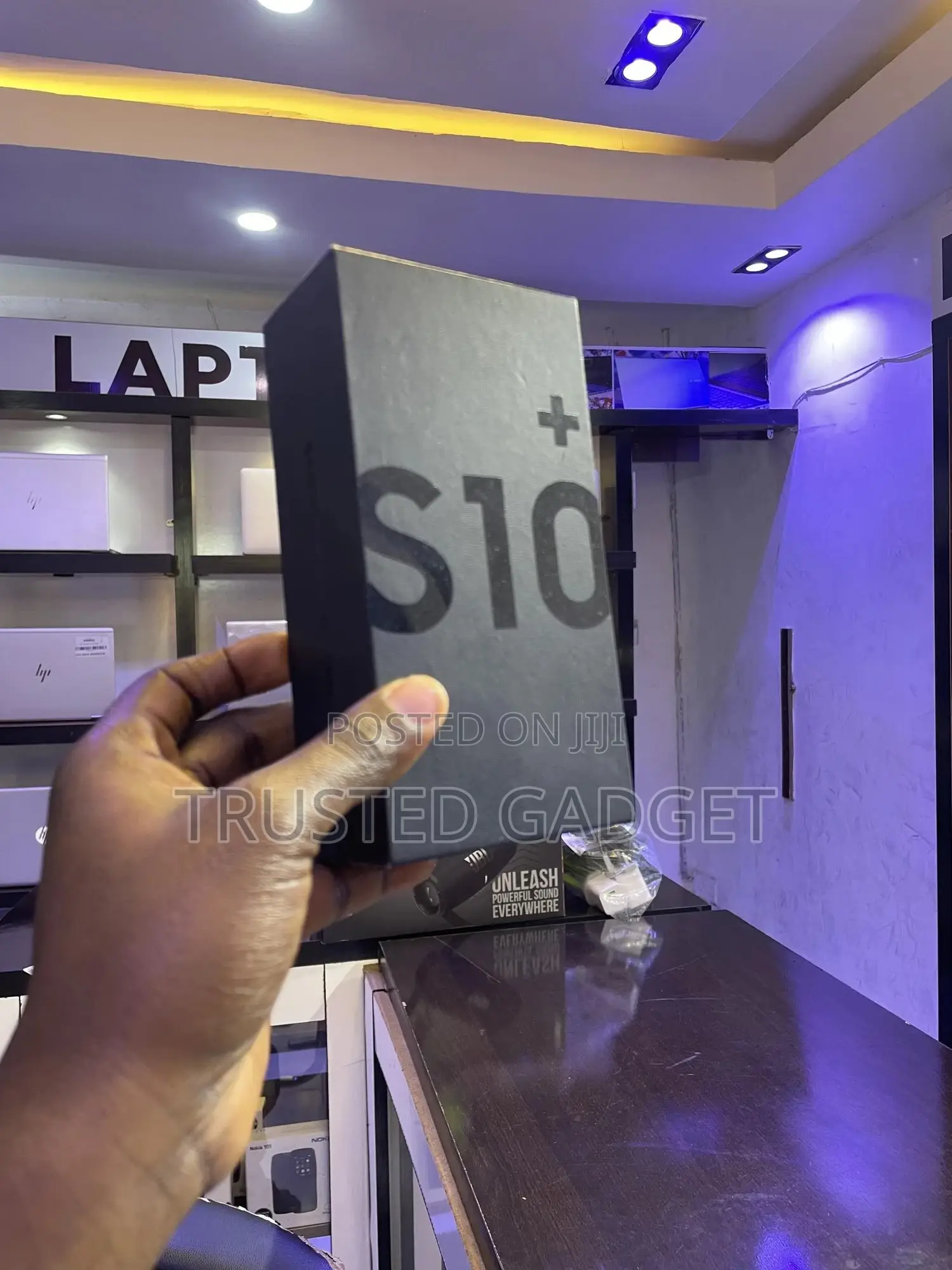 New Samsung Galaxy S10 Plus 128 GB Black