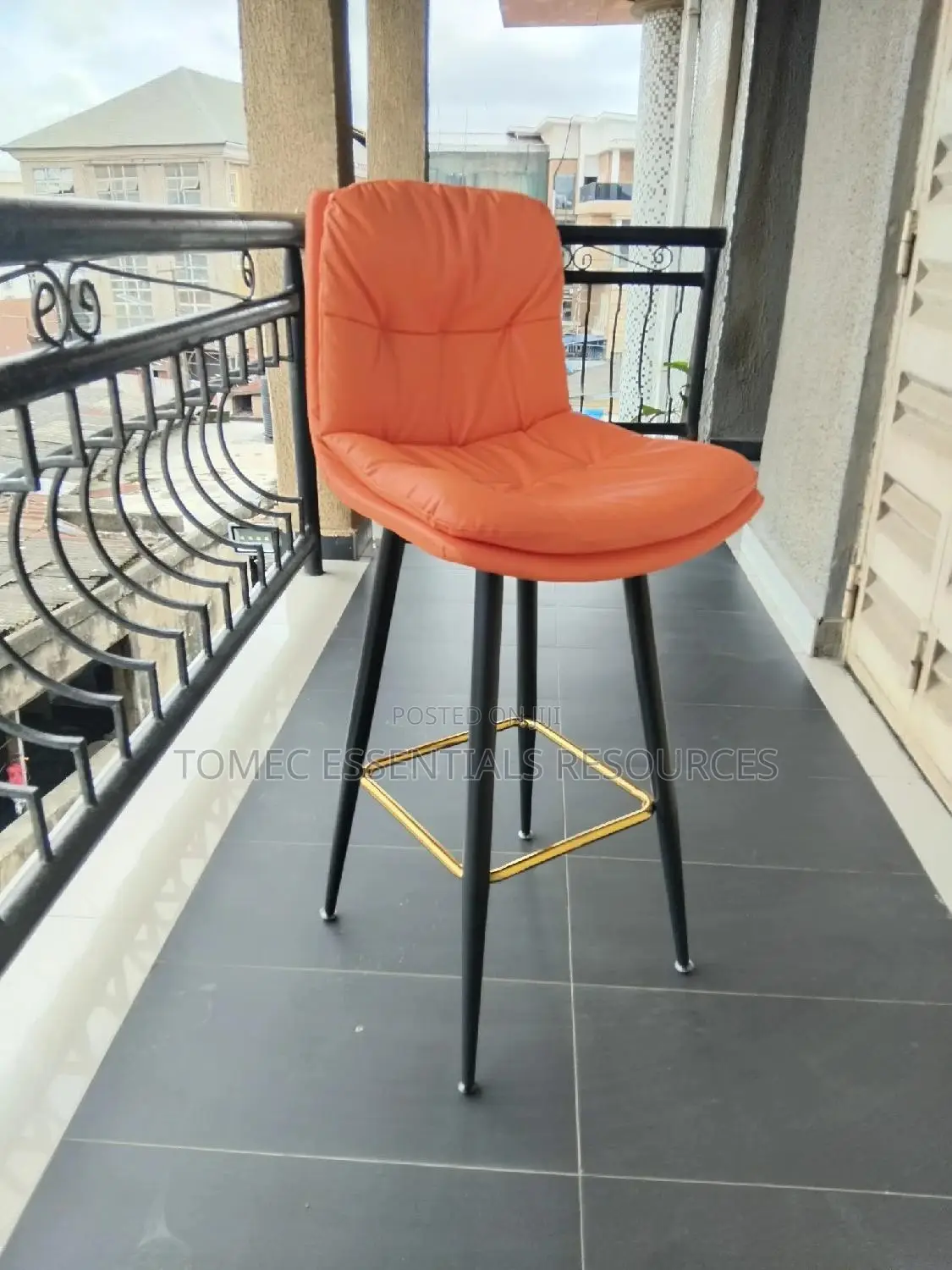 Imported Quality Bar Stool for Restaurants and Home