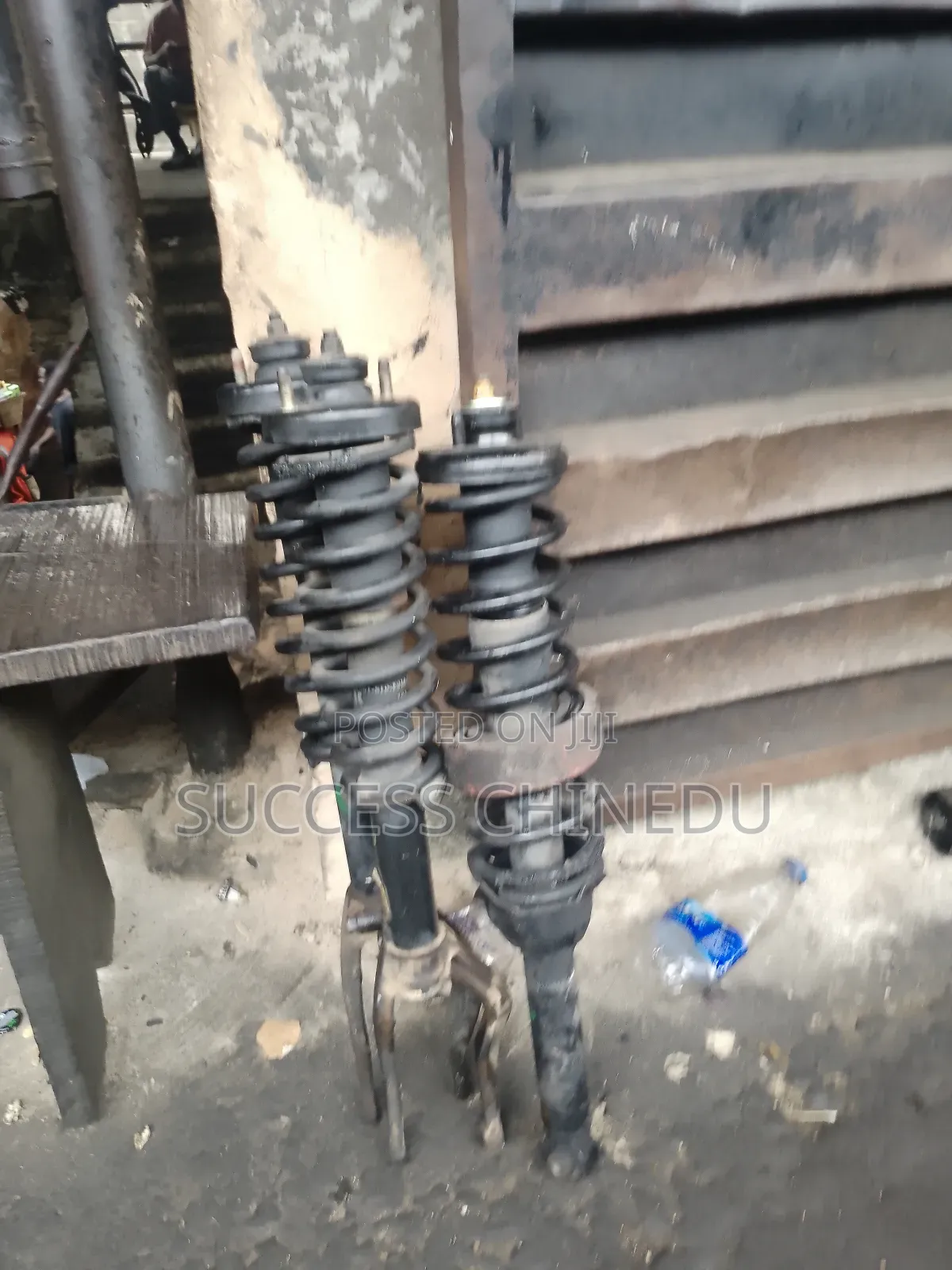 Front and Back Shock for Honda CRV 2000