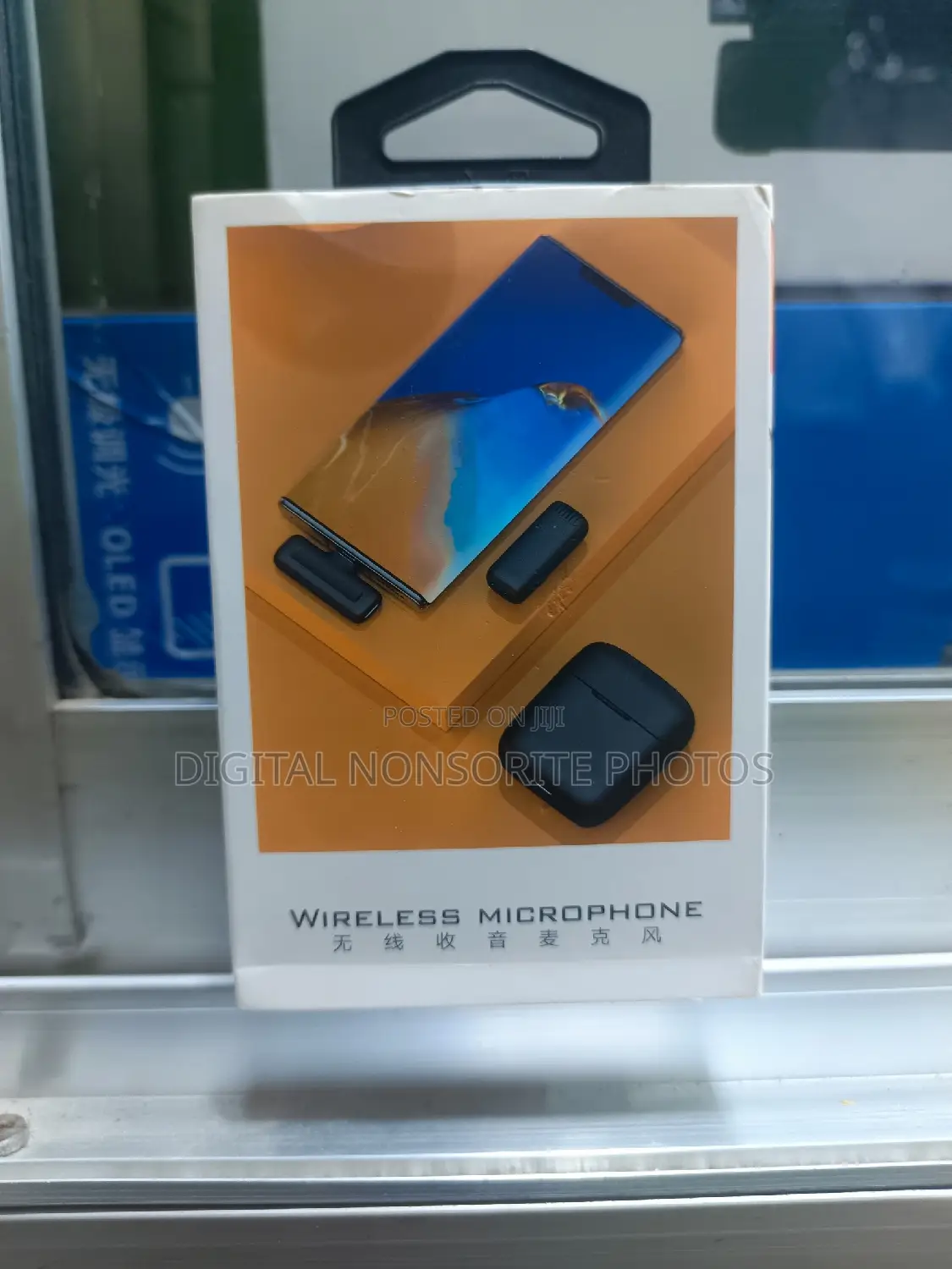 Wireless Microphone With Power Bank