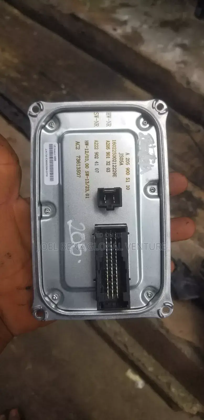 GLE350 2018 Headlights Replacement Charger