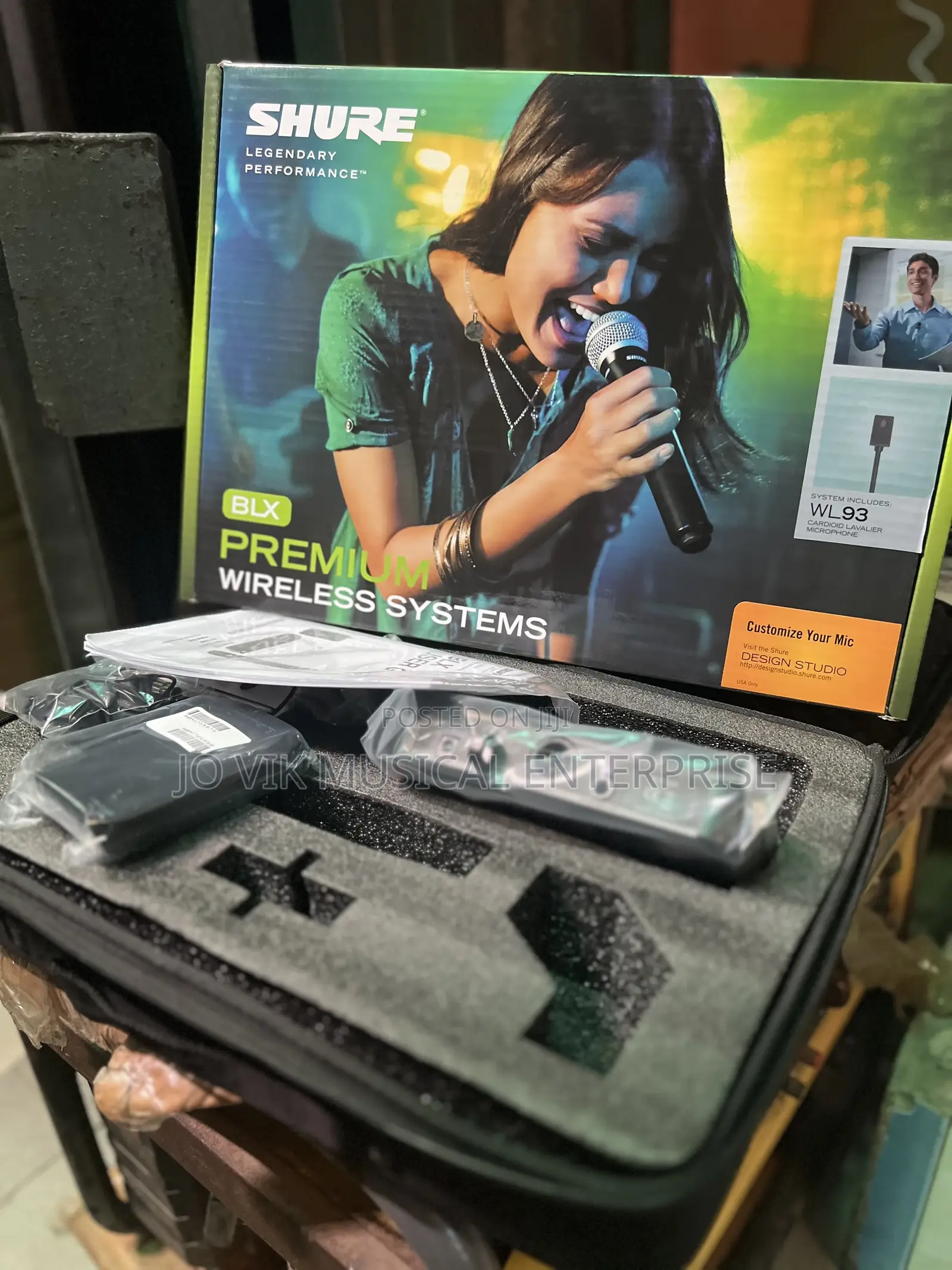 Shure BLX Pin Mic Premium Wireless Systems
