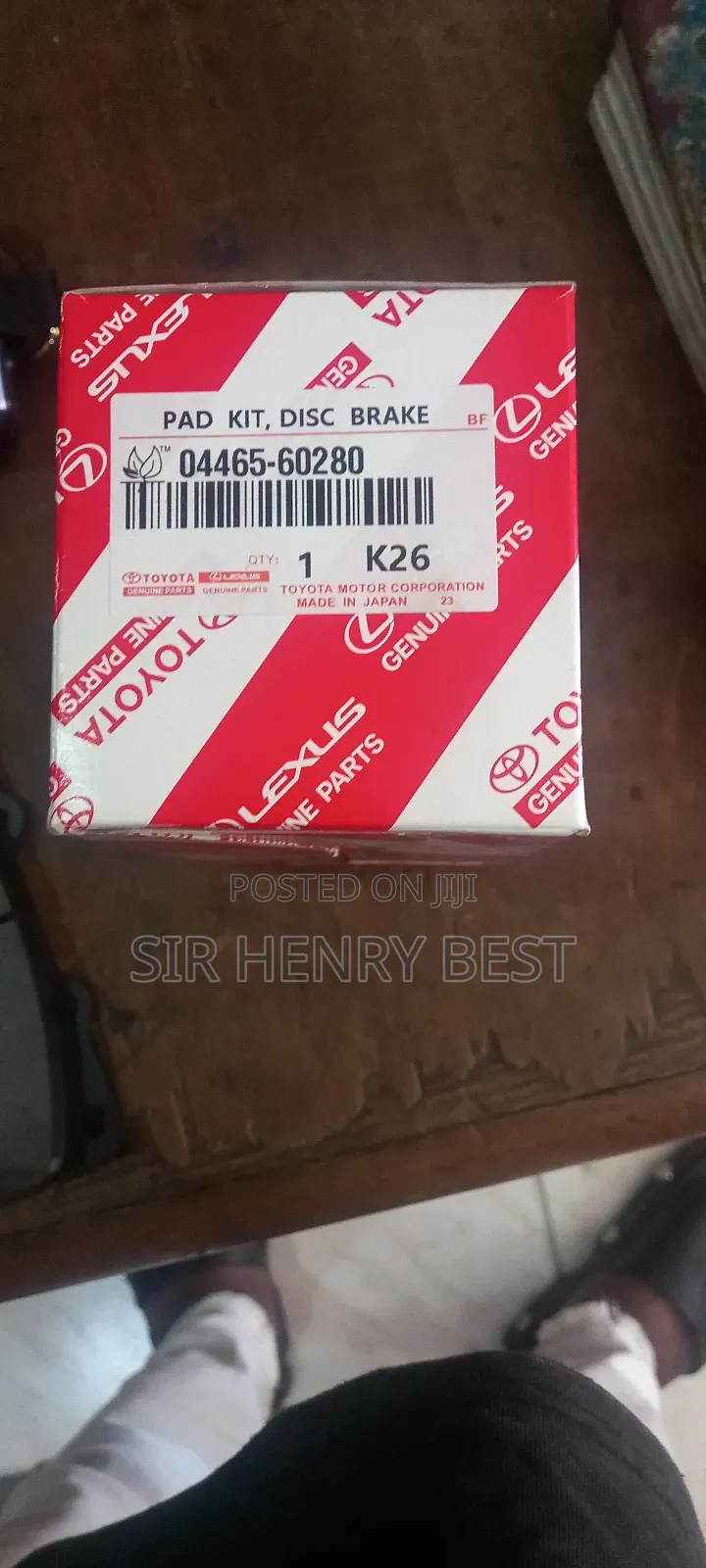 Front Brake Genuine Toyota Landcrusier/ Lx 570 .2010 /2018