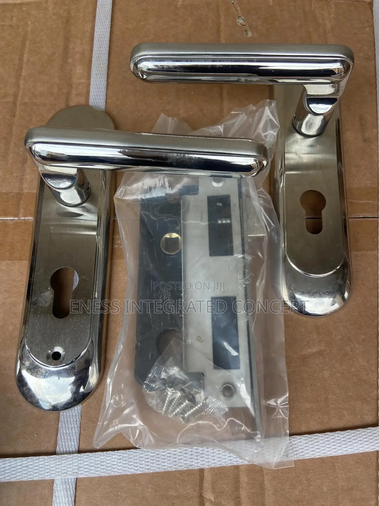 High Quality Stainless Finish Door Lock - Small Size