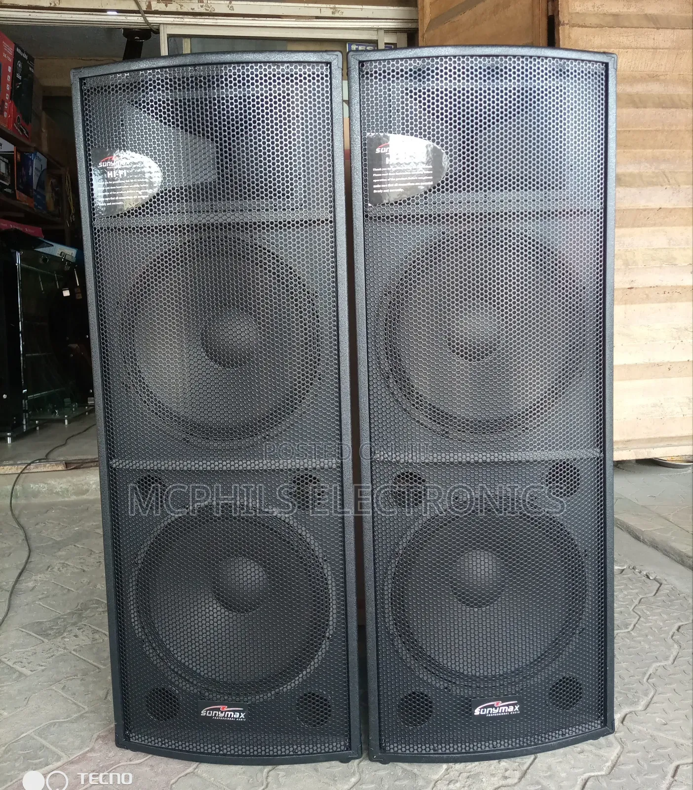Semi-Acoustic Double 15 Inches Speakers