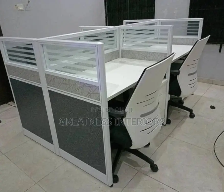 Quality Imported Workstation by 4