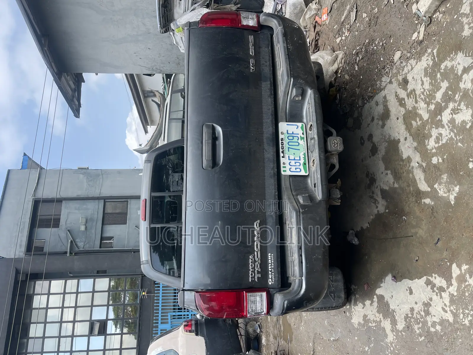 Toyota Tacoma 2010 Upgraded to 2020 Face Lift Available