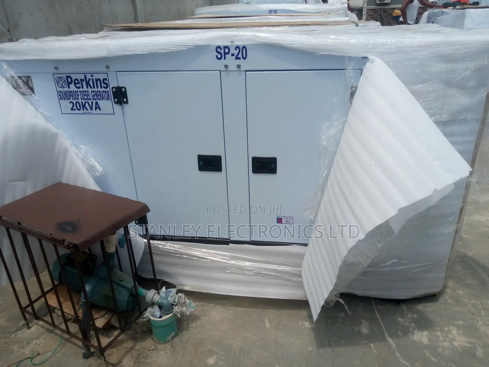 20kva Perkins Soundproof Generator Diesel 100% Copper Coil