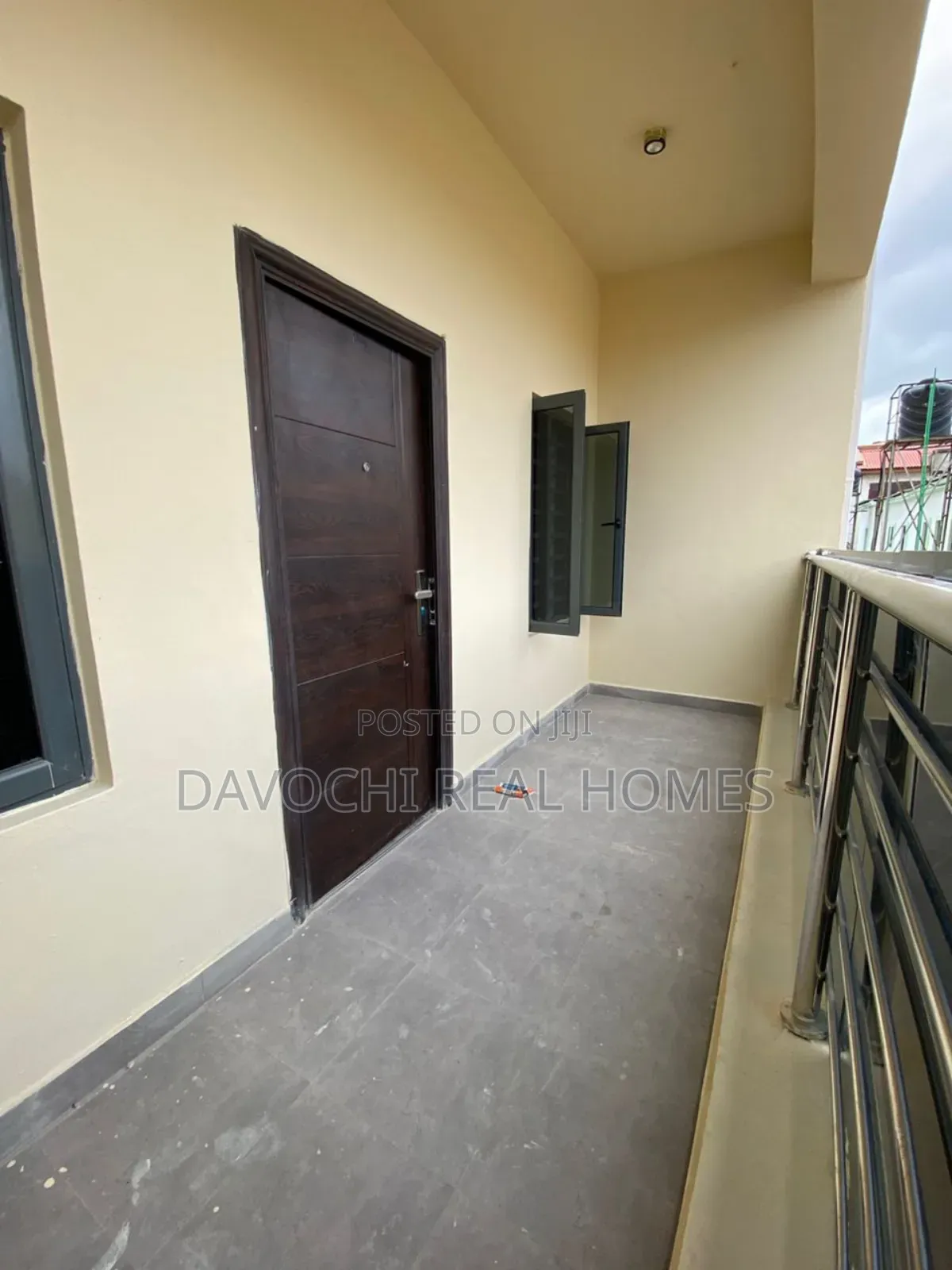2bdrm Apartment in Lekki Phase One for rent