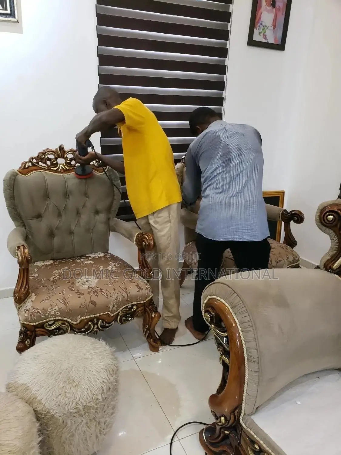 Sofa/Couch Cleaning Wash/Dry Services