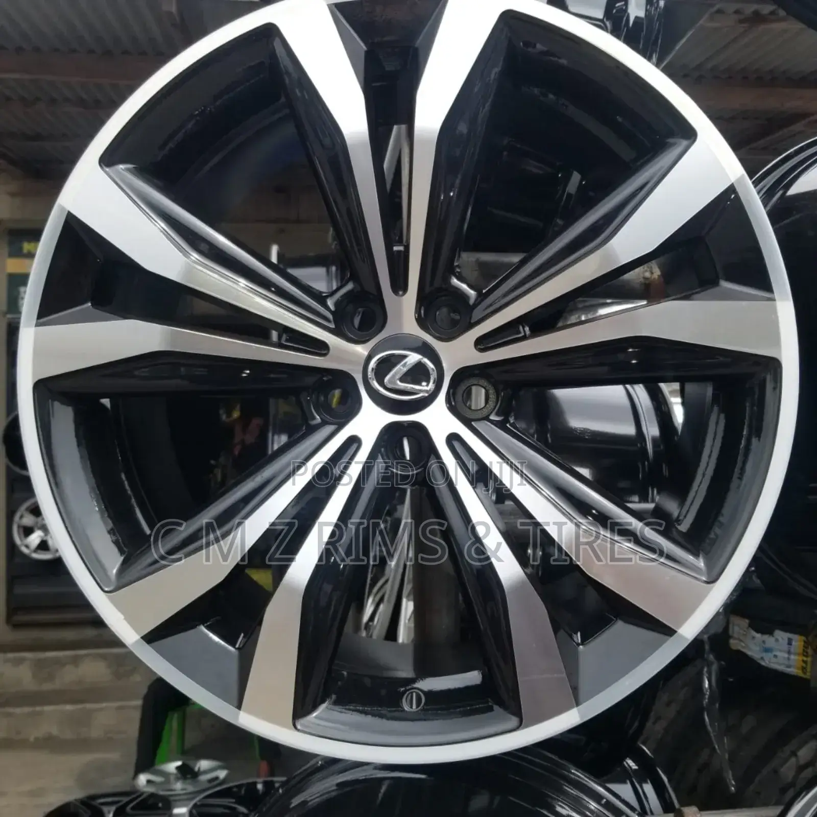 20 Inches Rim Lexus RX350