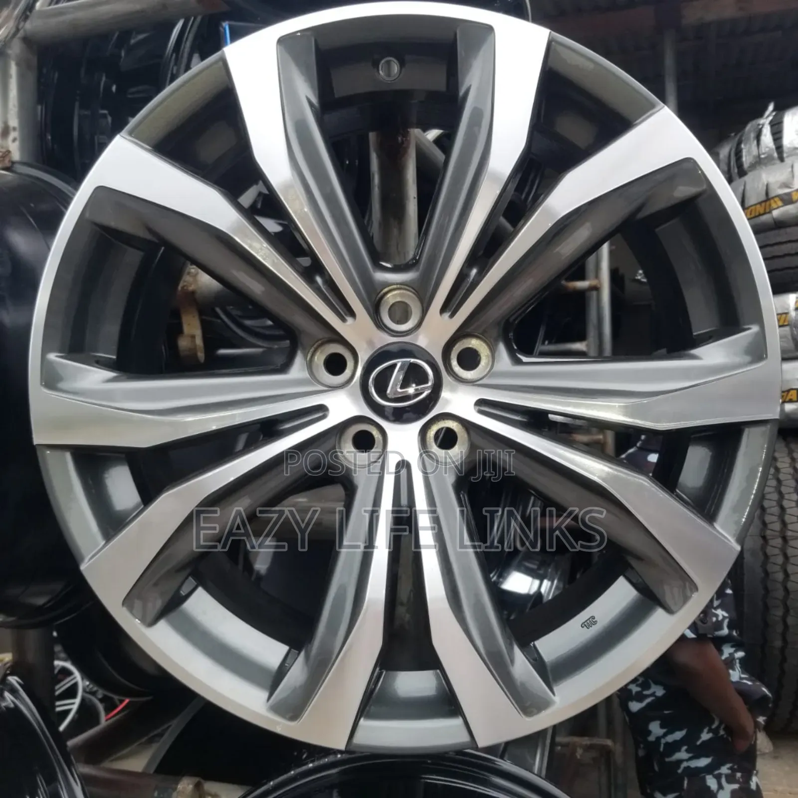 20 Inches Rim Lexus RX350