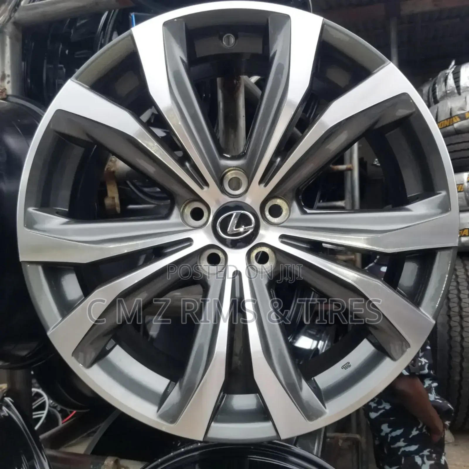 20 Inches Rim Lexus RX350