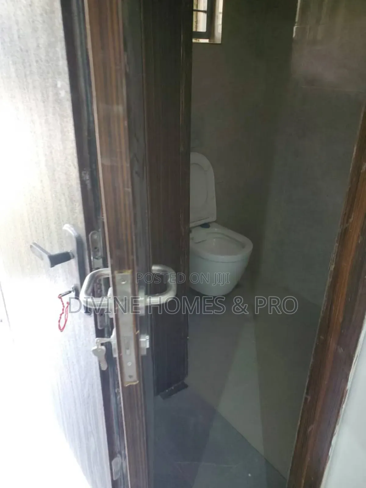 4bdrm Duplex in Life Camp for rent
