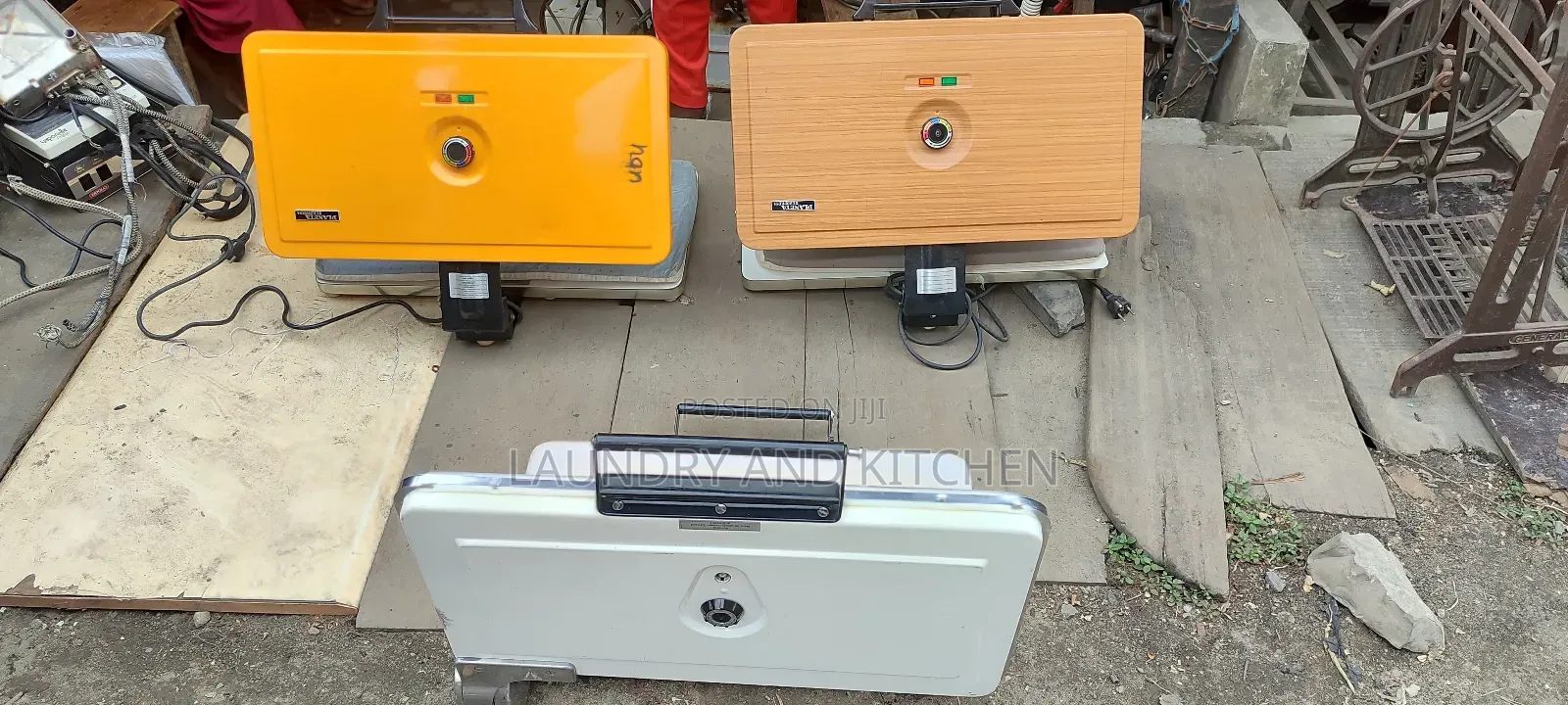 Stoning Machine for Fashion and Design
