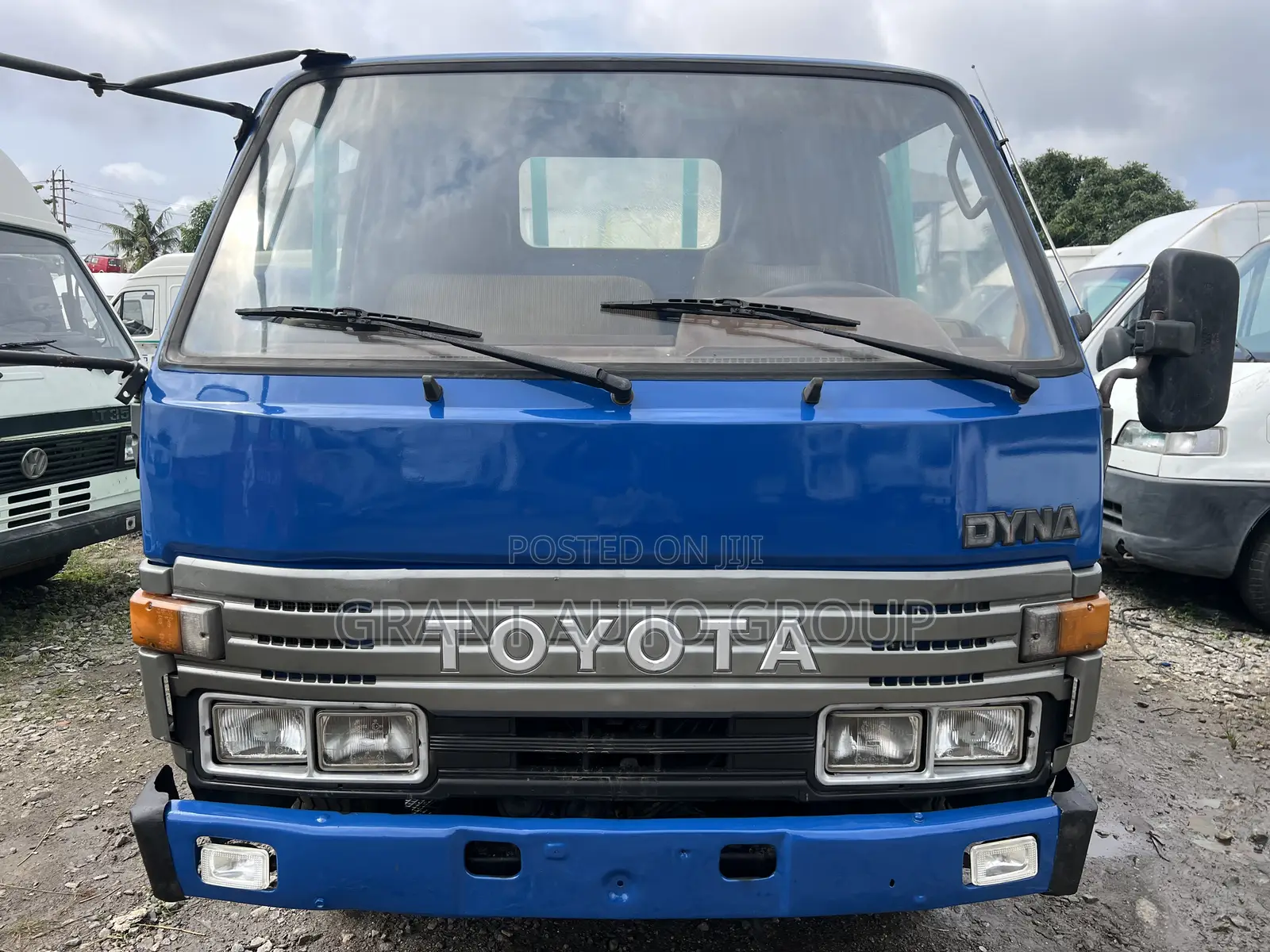 Toyota Dyna 200 Diesel.