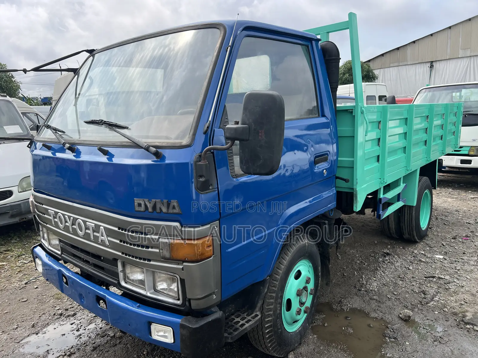 Toyota Dyna 200 Diesel.