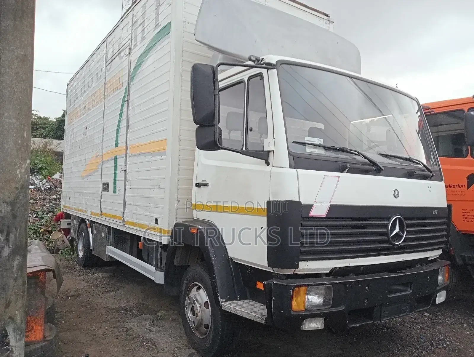20ft M/Benz Cargo Truck
