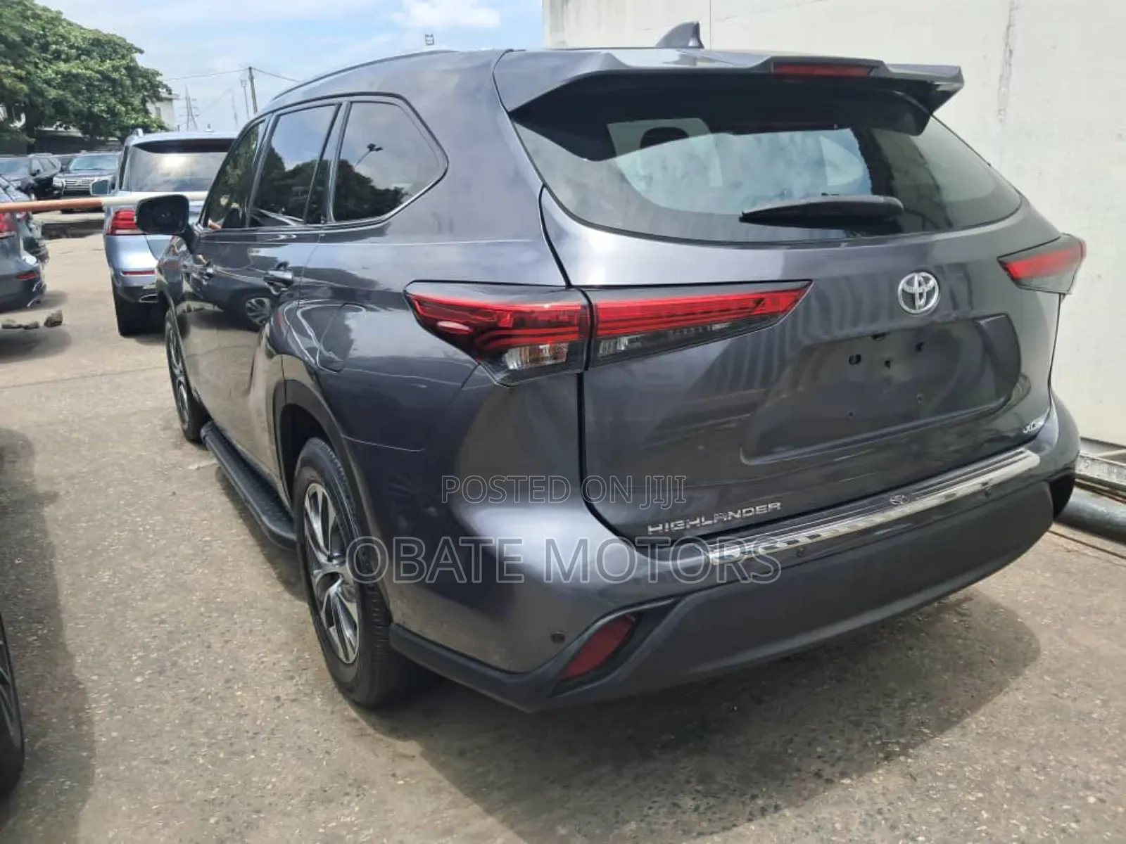 Toyota Highlander Limited 2021 Gray
