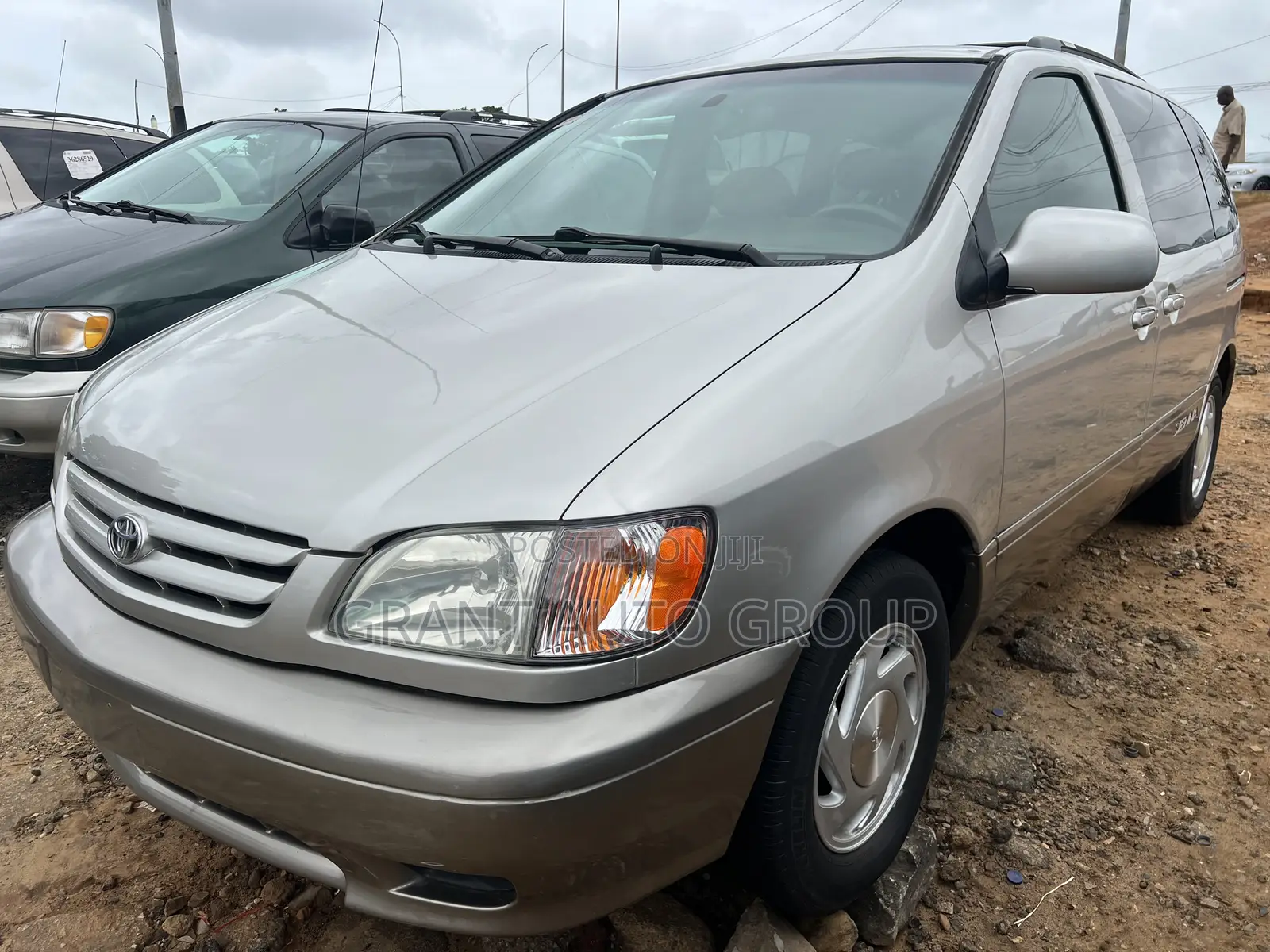Toyota Sienna LE 2001 Silver