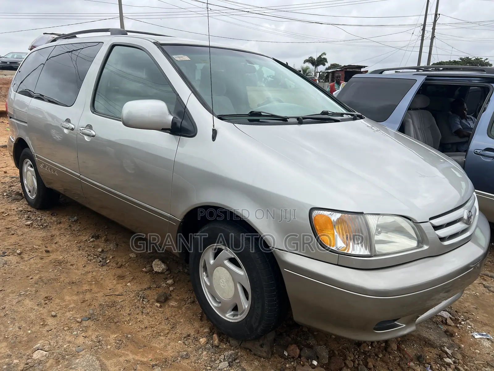 Toyota Sienna LE 2001 Silver