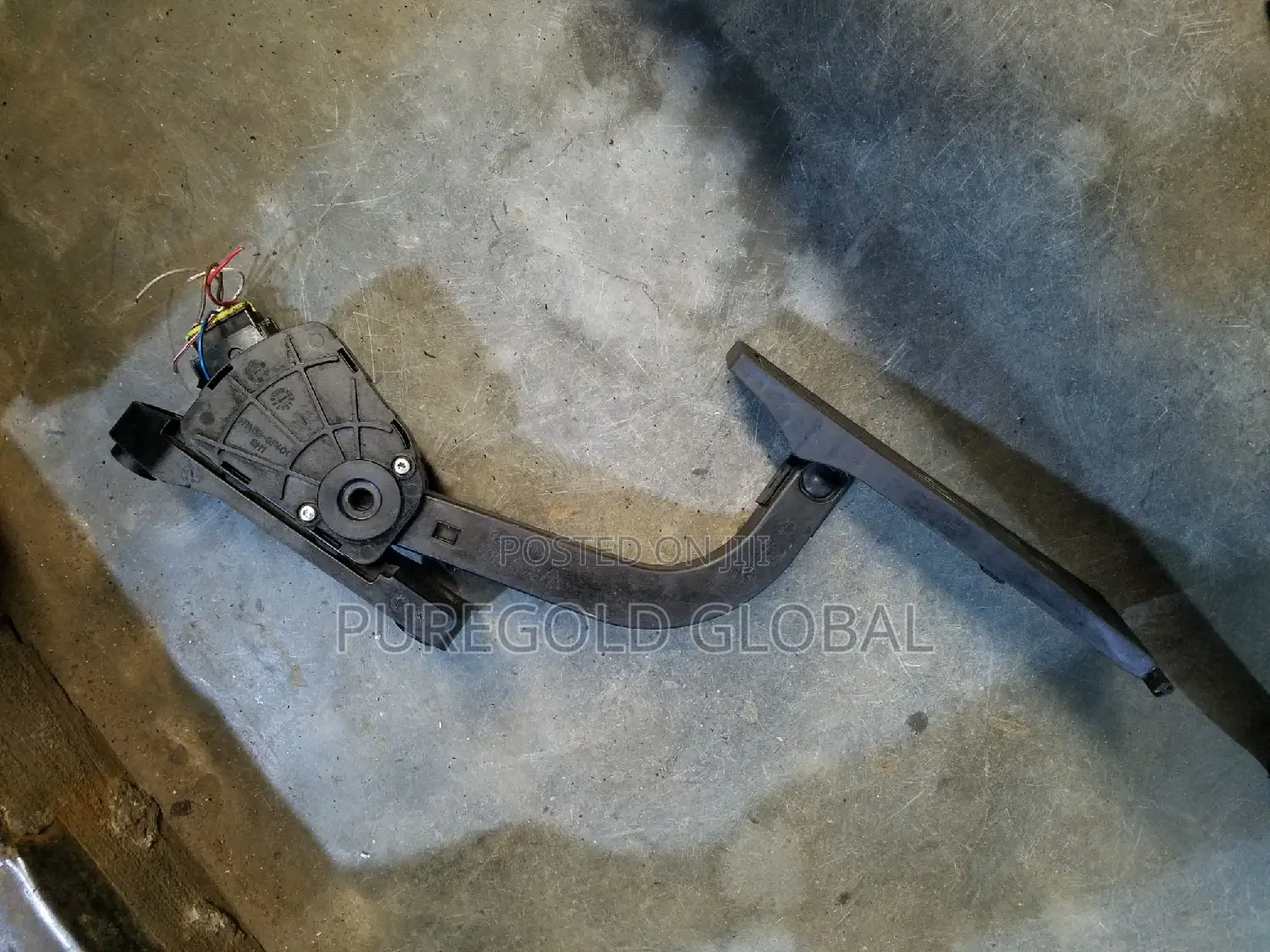 Hyundai Santafe 2017 Accelerator Pedal