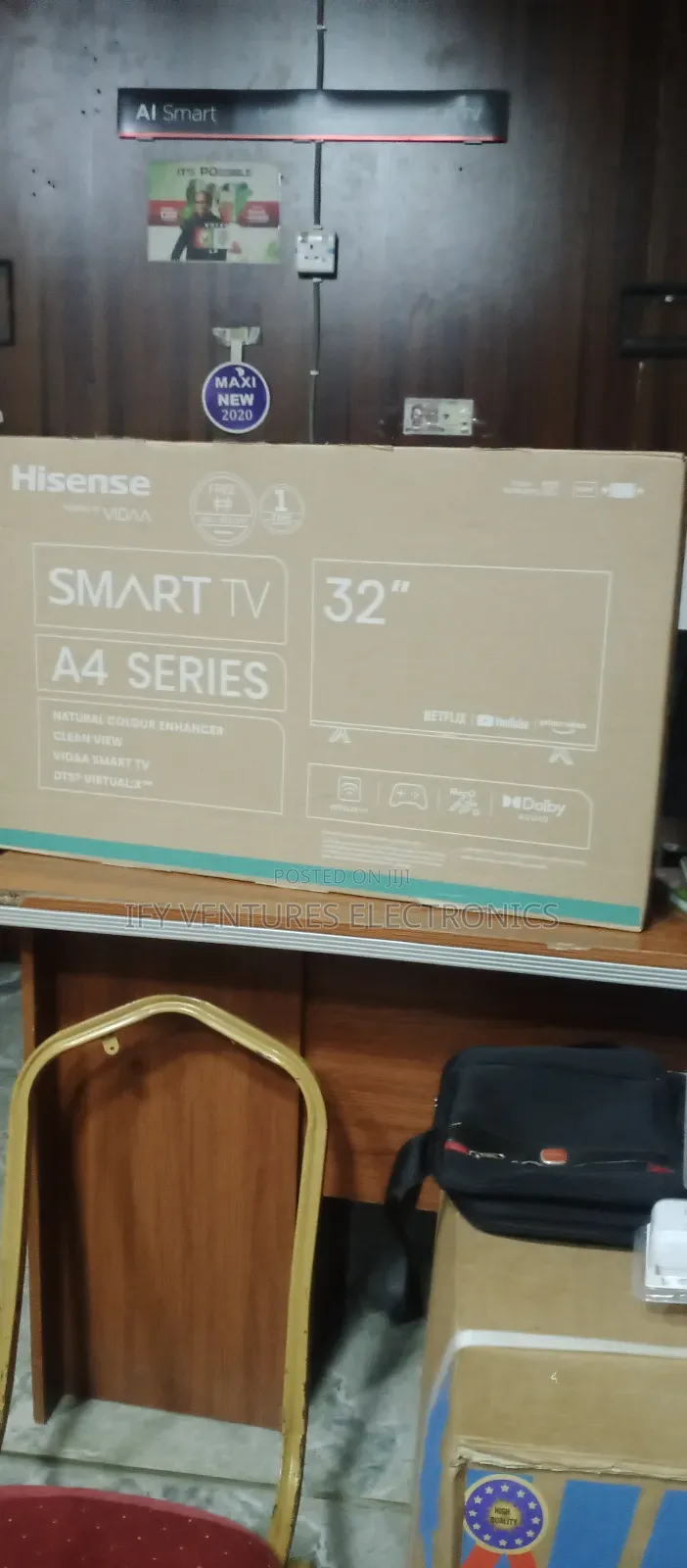 32" Hisense Smart Ultra HD TV With Bluetooth Free Bracket