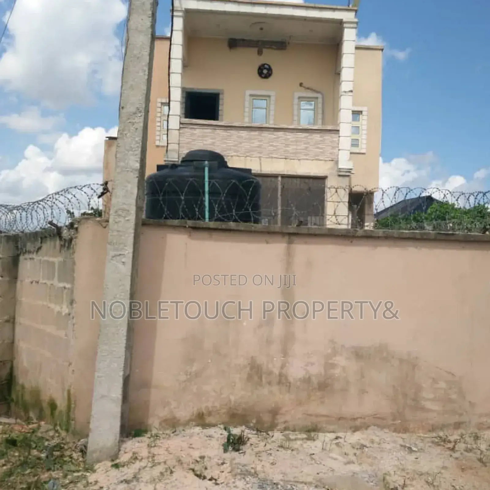 4bdrm Duplex in Epe Lagos for sale