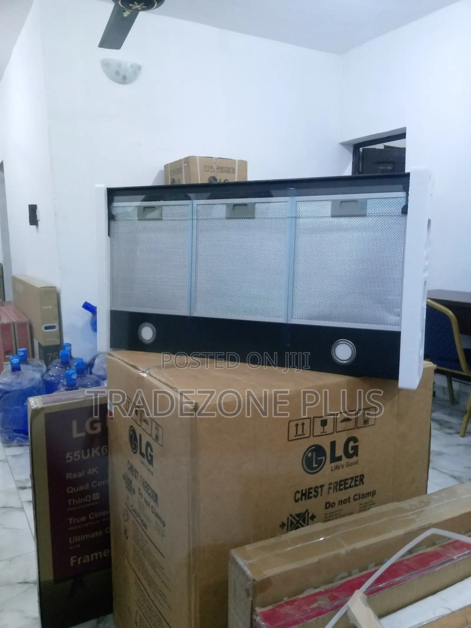 Best in Polystar 90cm Range Hood
