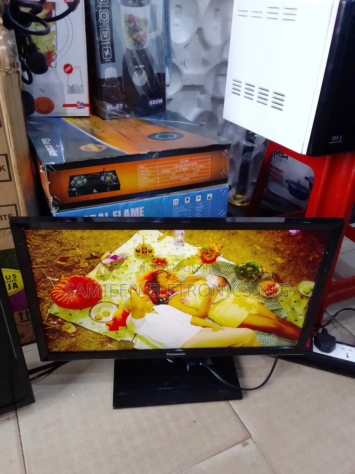 Newly Arrived 24inch Panasonic Smart TVUK Imported) Amazingx